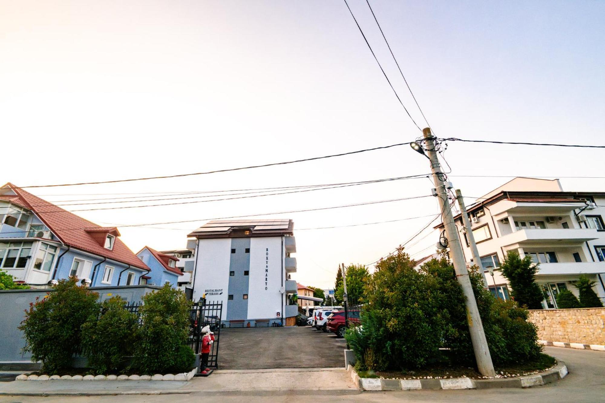 Hotel Roxy&Maryo- Restaurant -Terasa- Loc de joaca pentru copii -Parcare gratuita Eforie Nord Exterior foto