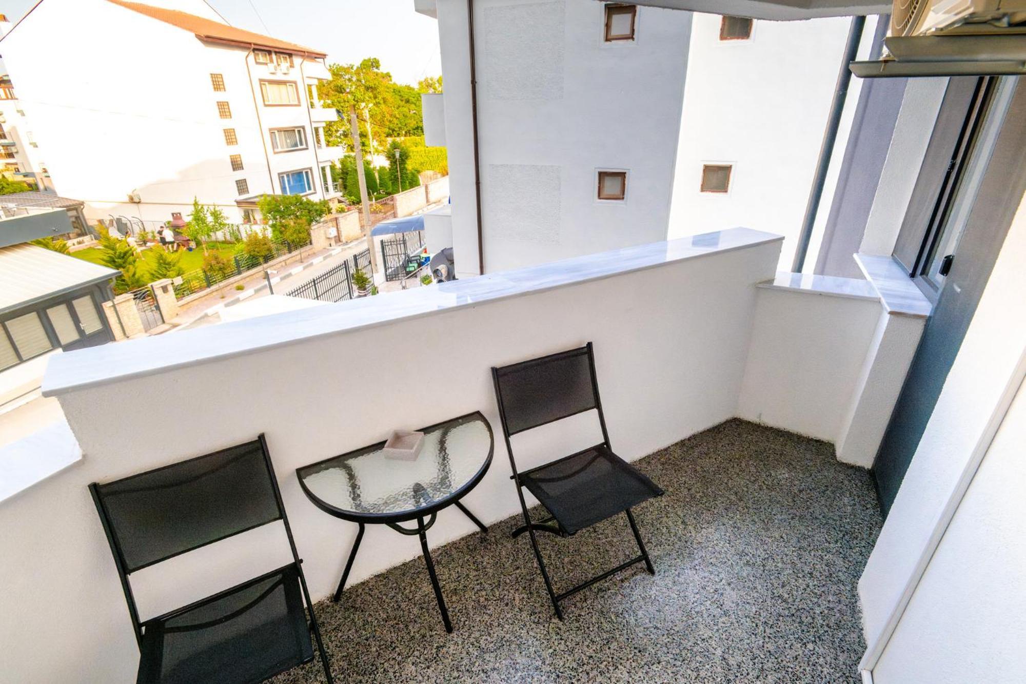 Hotel Roxy&Maryo- Restaurant -Terasa- Loc de joaca pentru copii -Parcare gratuita Eforie Nord Exterior foto