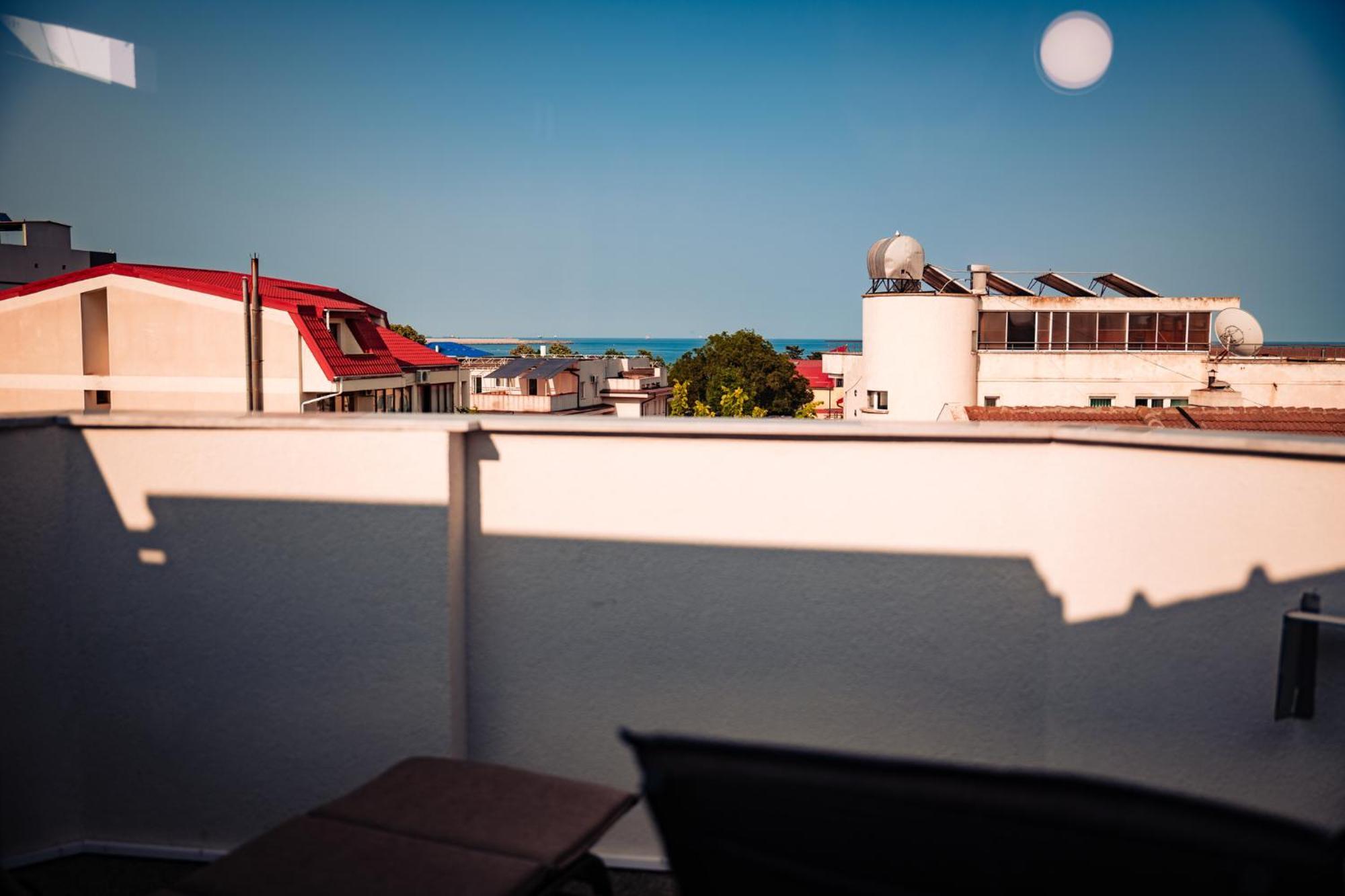 Hotel Roxy&Maryo- Restaurant -Terasa- Loc de joaca pentru copii -Parcare gratuita Eforie Nord Exterior foto